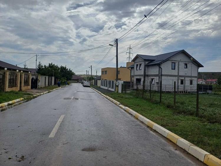 Teren Construcții intravilan de 500 mp, în Valu lui Traian