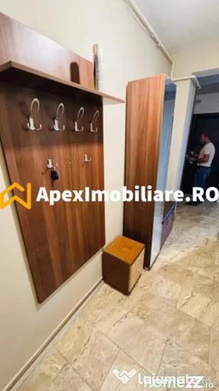 Apartament cu 2 camere semidecomandat în Drumul Găzarului