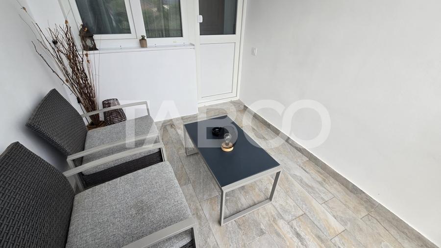 Apartament cu 3 camere decomandat, mobilat în Calea Poplăcii