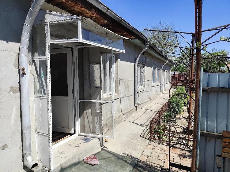 Casă cu 4 camere cu Teren 308 Mp în Central