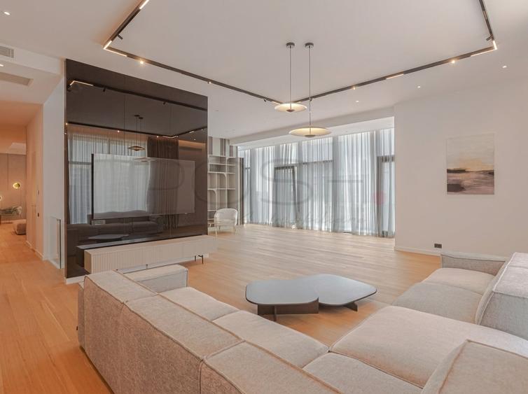 Apartament cu 4 camere decomandat, mobilat în Herăstrău