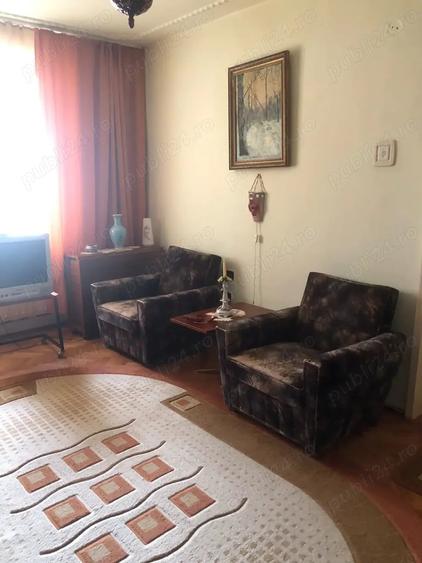 Apartament cu 3 camere în Ineu