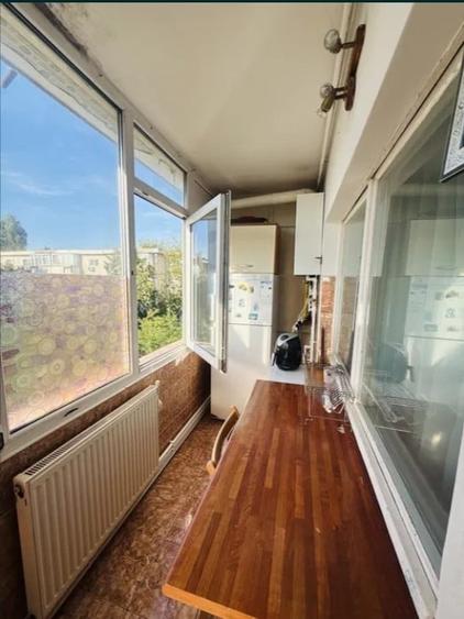 Apartament cu 2 camere decomandat în Lacul Tei