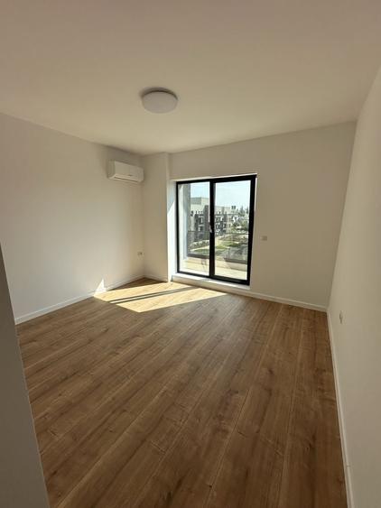 Apartament cu 3 camere decomandat în Satu Nou