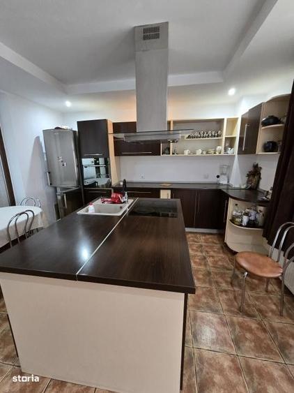Casă cu 4 camere cu Teren 1765 Mp în Tașca