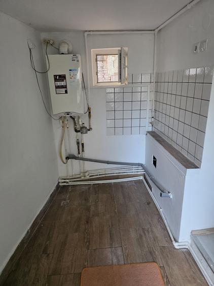 Casă cu 2 camere cu Teren 70 Mp în Vatra Luminoasă