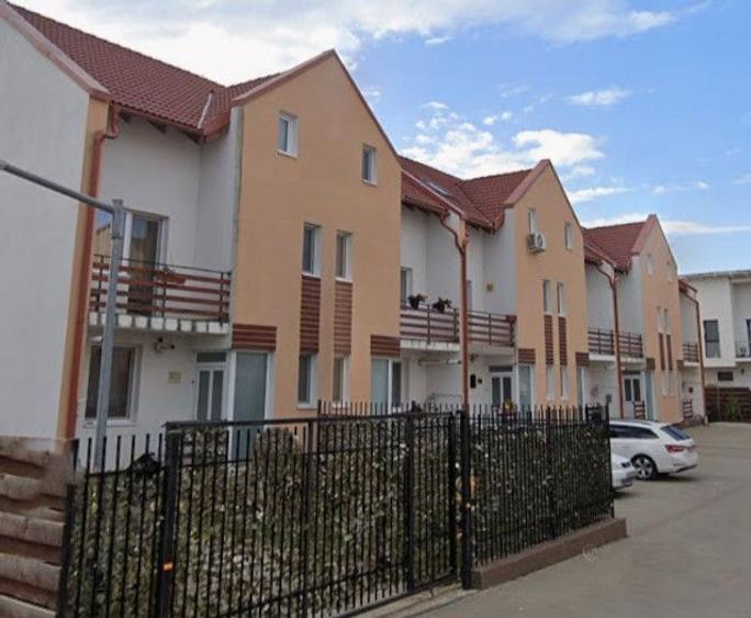 Casă individuală cu 3 camere cu Canalizare în Arhitecților - Calea Cisnădiei