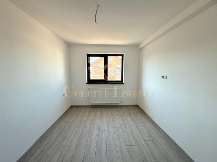 Duplex cu 4 camere cu Canalizare în Tărlungeni
