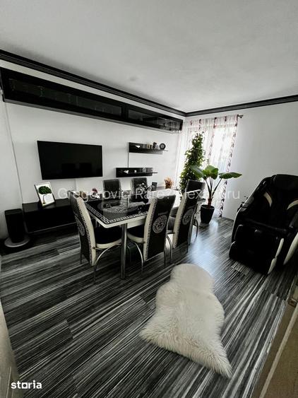 Casa duplex modern , mobilat ?i utilat - Dumbrava Nord