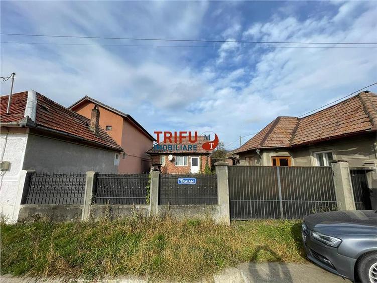 Casă individuală cu 3 camere cu Canalizare în Cricău