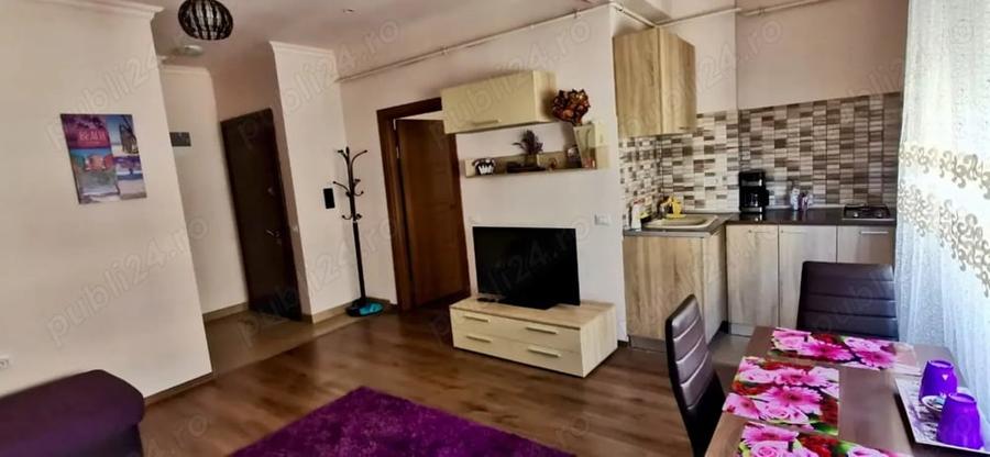 Apartament cu 2 camere semidecomandat în Cazino