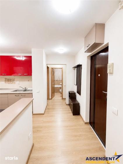 Apartament cu 2 camere decomandat în Tractorul
