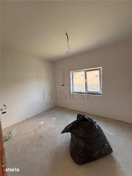 Casă cu 3 camere cu Teren 250 Mp în Central