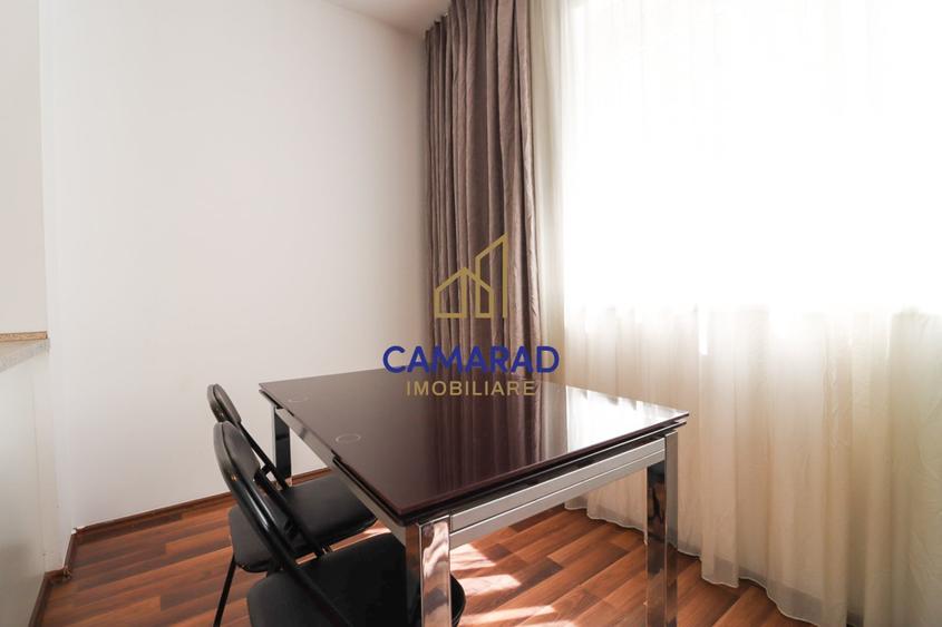 Apartament cu 3 camere decomandat, mobilat în Vitan