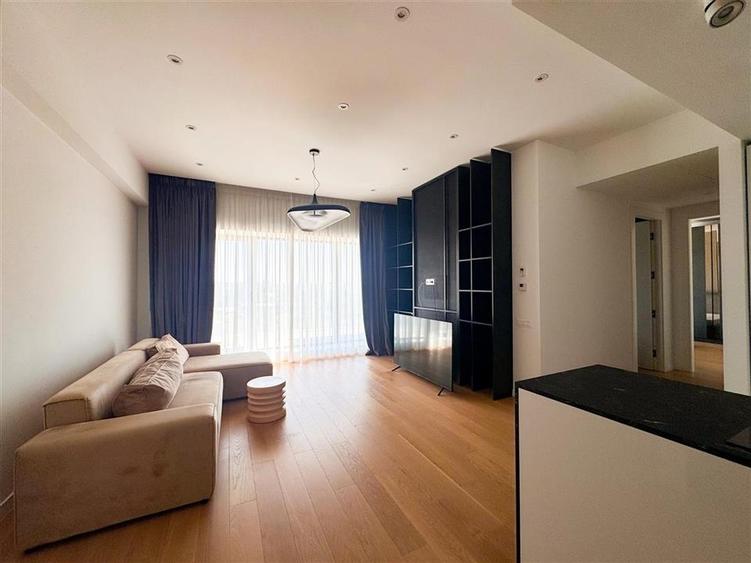 Apartament cu 3 camere decomandat, mobilat în Floreasca