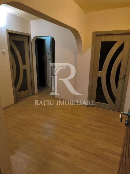 Apartament cu 3 camere decomandat, mobilat în Dorobanți
