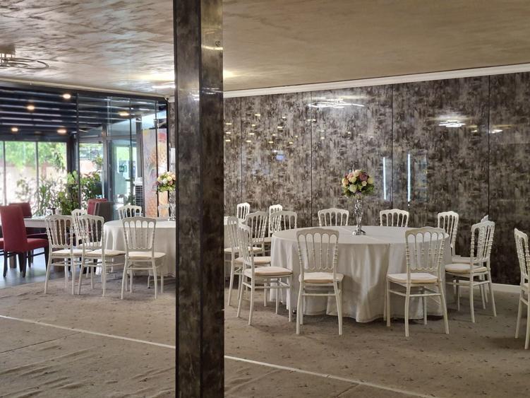 Spațiu comercial, de 330 mp, în Central