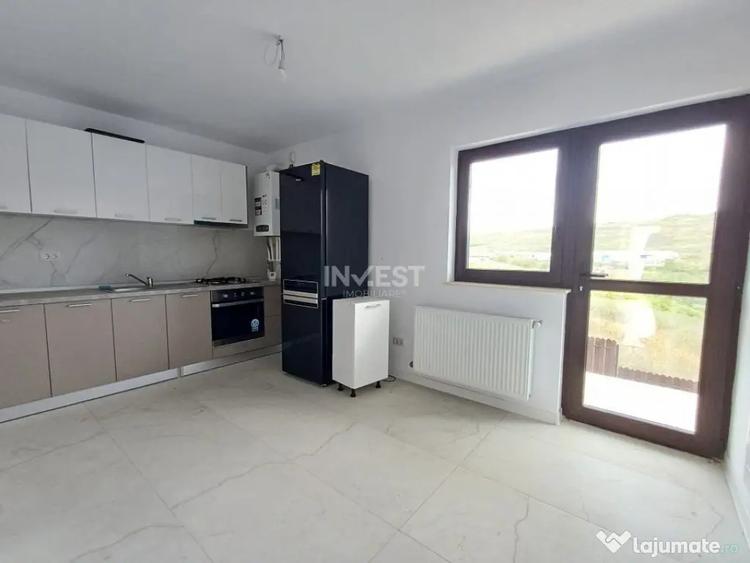 Casă cu 3 camere cu Canalizare în Miroslava