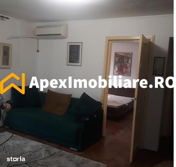 Apartament cu 2 camere semidecomandat, mobilat în Centrul Civic