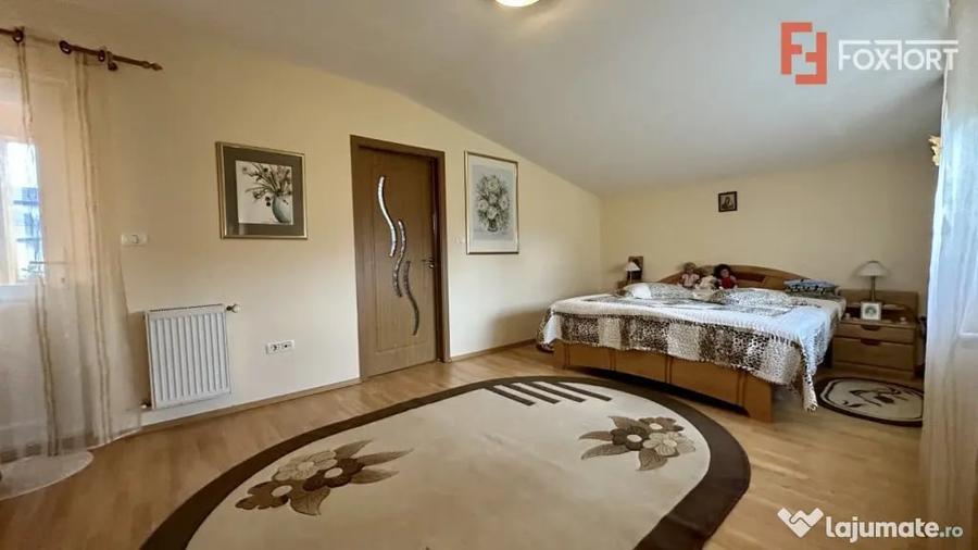 Casă cu 5 camere cu Teren 1000 Mp în Șag