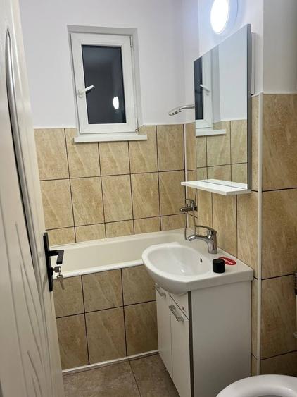 Apartament cu 2 camere decomandat în Exterior Vest
