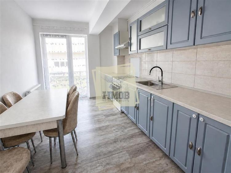 Apartament cu 3 camere decomandat, mobilat în Turnișor