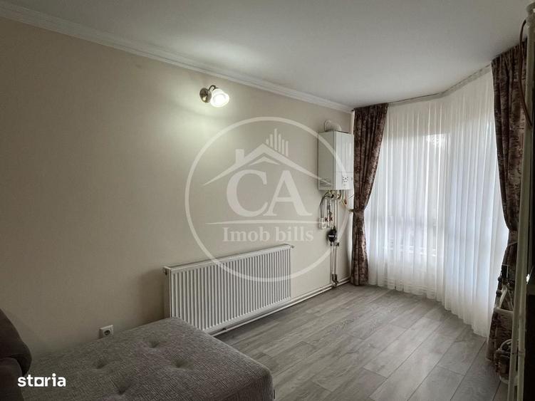 Casă cu 4 camere decomandat în Central