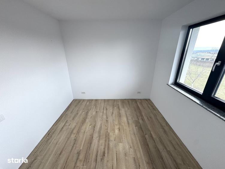 Casă cu 4 camere cu Teren 260 Mp în Miroslava