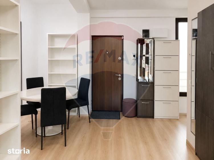 Apartament cu 2 camere în Centrul Civic