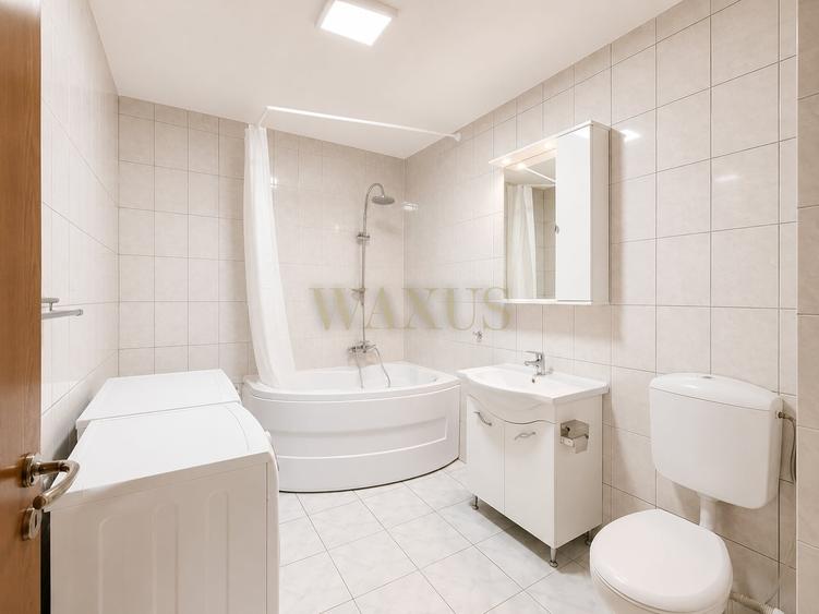 Apartament cu 3 camere semidecomandat, mobilat în Florești