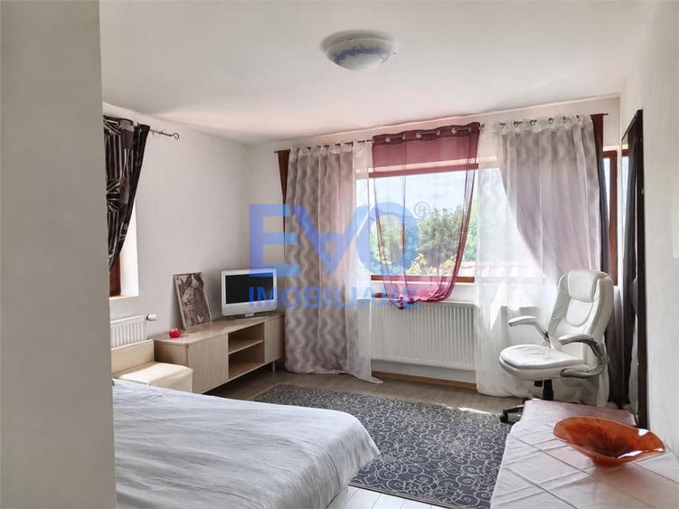 Apartament cu 2 camere decomandat în Valea Lupului