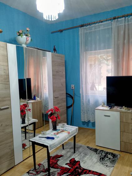 Casă individuală cu 2 camere cu Canalizare în Traian
