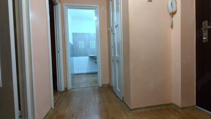 Apartament cu 2 camere decomandat în Marghita