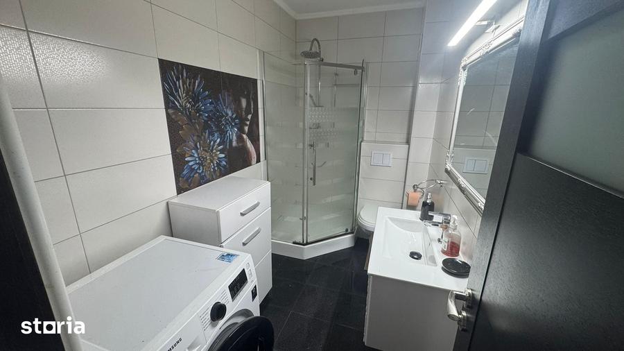 Apartament cu 2 camere, mobilat în Central