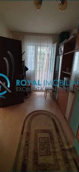 Apartament cu 2 camere nedecomandat în Mihai Bravu