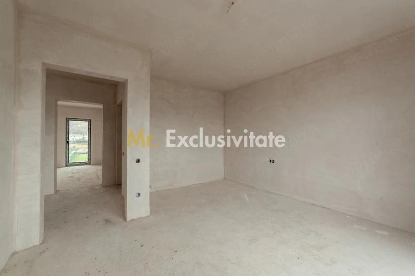 Casă cu 4 camere cu Teren 470 Mp în Micești