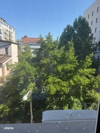 Apartament cu 4 camere în Aviației