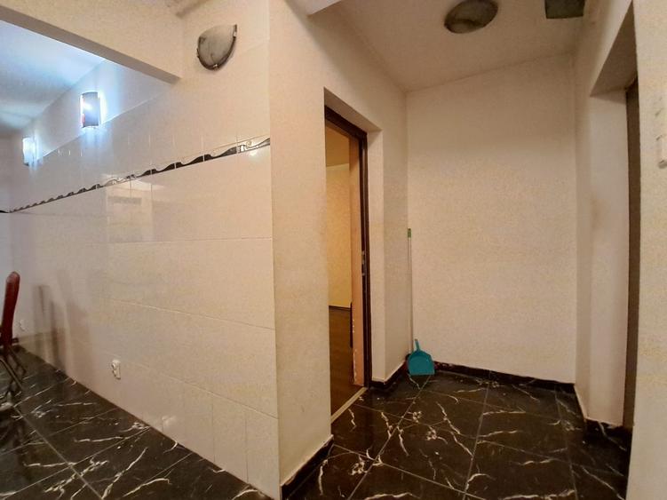 Apartament 2 camere decomandat strada Horea,etaj 2/2. - 8
