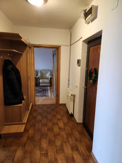 Apartament cu 2 camere decomandat în 13 Septembrie — fotografia 3