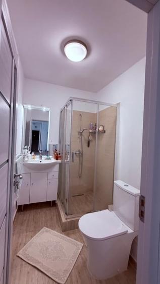 Apartament cu 2 camere semidecomandat, mobilat în Unirii