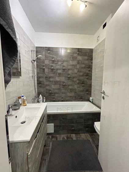 Apartament cu 2 camere decomandat, mobilat în Politehnica