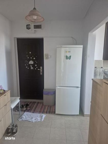 Apartament cu 2 camere semidecomandat, mobilat în Nicolae Grigorescu