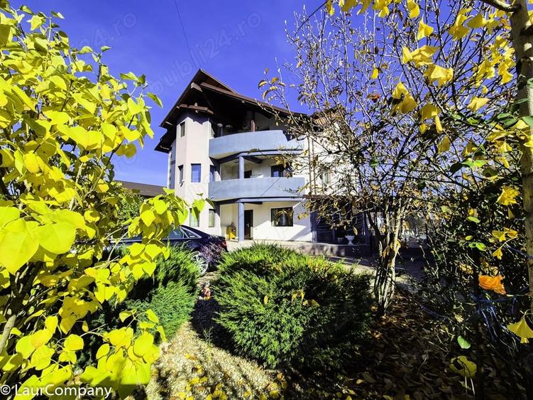 Casă cu 6 camere cu Teren 585 Mp în Geamăna
