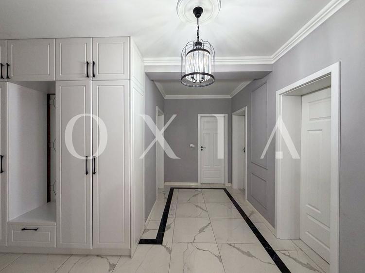 Apartament cu 3 camere semidecomandat, mobilat în Giroc