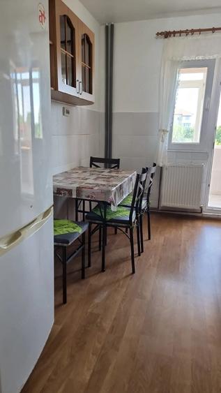 Apartament cu 2 camere decomandat în Mircea cel Bătrân