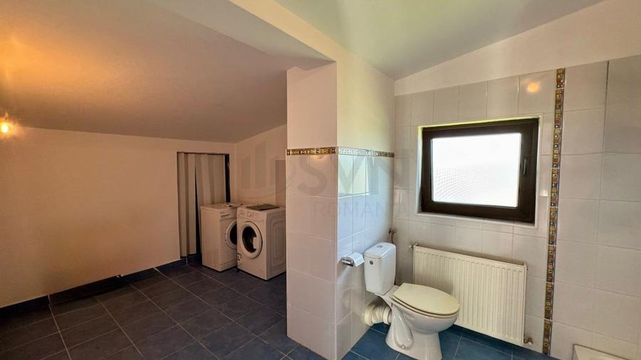 Casă individuală cu 5 camere cu Teren 350 Mp în Pipera
