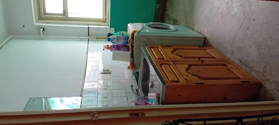 Apartament cu 2 camere decomandat în Micro 6