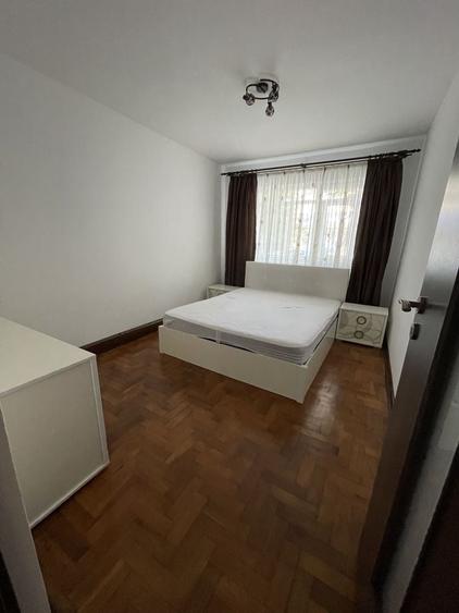 Apartament cu 3 camere decomandat în Românești