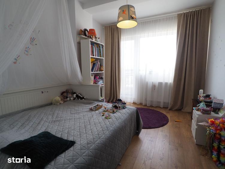 Casă cu 5 camere cu Teren 362 Mp în Mogoșoaia