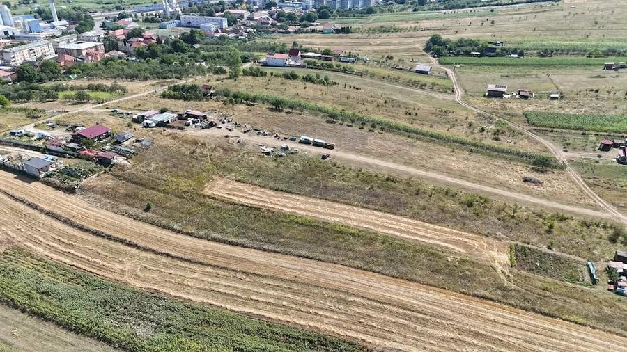 Teren de 5800 mp, în Aghireșu